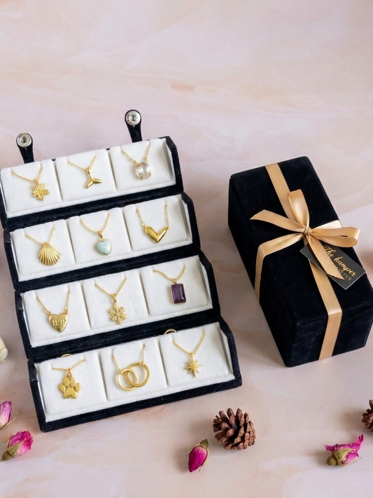 Necklace Love Gift Box – Folding Jewelry Organizer (Includes 12 Necklace)